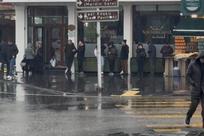 Aniden bastıran yağmur hayatı felç etti