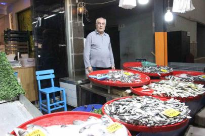 Balık tezgahlarının en çok tercih edilen çeşidi hamsi oldu