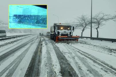 Belediye otobüsleri yolda kaldı