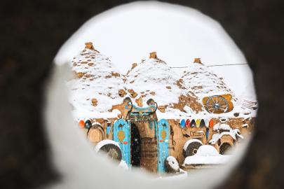 Harran'da kar, tarihi mekanlara ayrı bir renk kattı