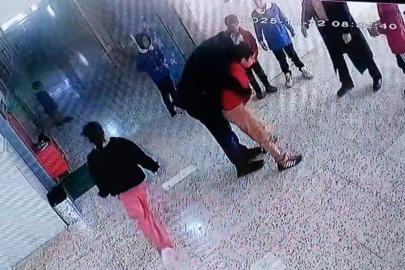 Heimlich manevrasıyla öğrencisinin hayatını kurtardı