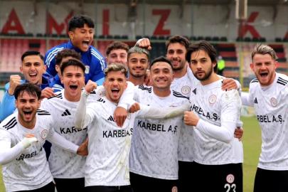 Karaköprü ligin ilk yarısını galibiyetle kapattı