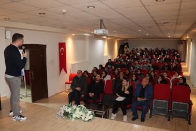 Karaköprü’de zararlı alışkanlıklar ile ilgili seminer
