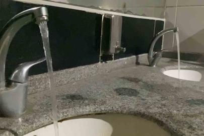 Salmonella enfeksiyonuna karşı altın kuralları uzmanı açıkladı