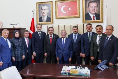 Şanlıurfa'nın beklentileri Cevdet Yılmaz'a iletildi