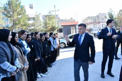 "Gençlerimiz Türkiye’nin parlak geleceğini inşa edecek"