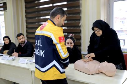 68 Yaşındaki Naciye Teyze Herkese Örnek Oldu