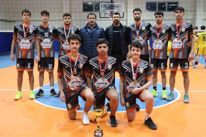 Büyükşehir Belediyesi, voleybolda il şampiyonu oldu