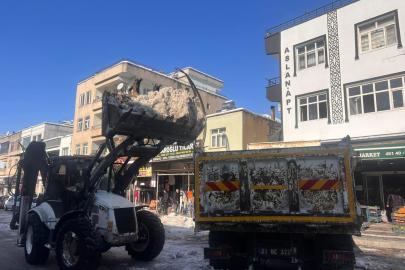 Çermik'te kar yağışı sonrası hayat normale dönüyor