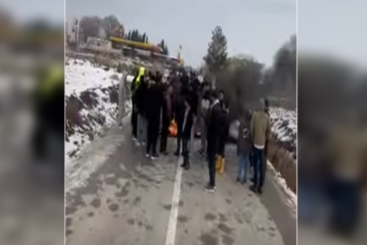 Elektrik kesintileri lastik yaktırdı, yol kapattırdı