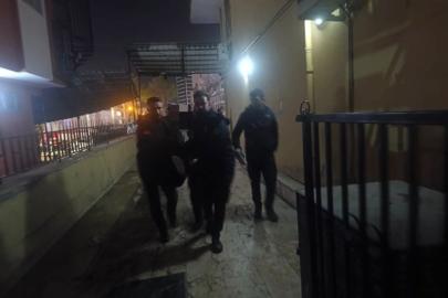 Göçük nedeniyle Şanlıurfa’da bir apartman boşaltıldı