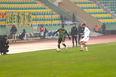 Şanlıurfaspor yarışta yara aldı