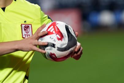 Turkcell Süper Kupa yarı final maçlarını yönetecek hakemler belli oldu