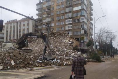 6 Şubat'ın 3. yıldönümü: Valilikler o güne özel kararlar aldı