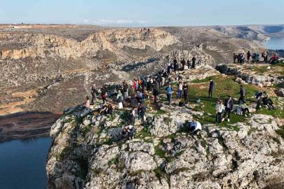Rumkale’de bağımlılık ve şiddete karşı yürüdüler