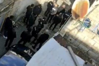 Hırsızlık için eve giren üvey kardeşin boğmaya çalıştığı kadın hastanede hayatını kaybetti