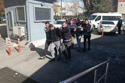 Kuyumcuyu soyanlar Adliyeye sevk edildi