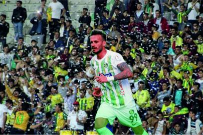 Şanlı takım düştüğü yeri basamak yaptı