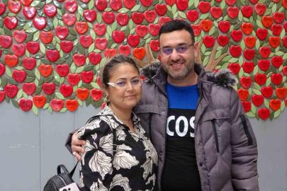 Sevgililer Günü’nde eşinden gelen hayat