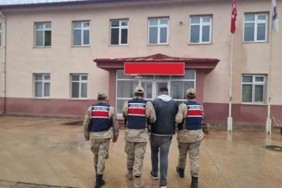 Yağma suçundan kesinleşmiş 16 yıl cezayla aranan şahıs yakalandı