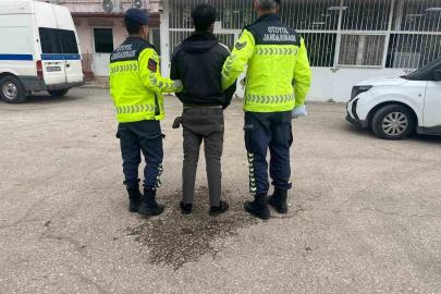 11 düzensiz göçmen yakalandı: 3 organizatör yakalandı