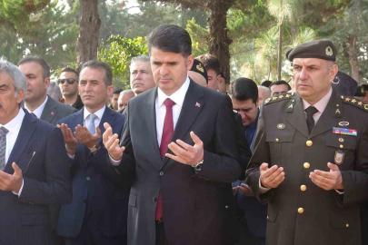 18 Mart Şehitleri dualarla anıldı