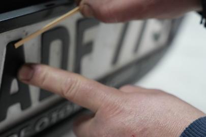 "APP plaka kaçak plakadır, mühürlü plakalarla ilgili sorun yok"