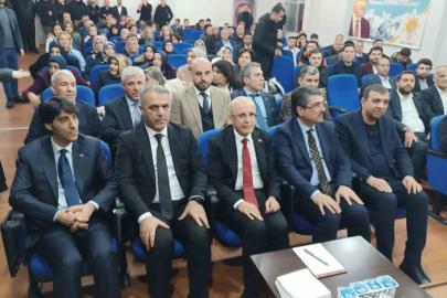 Bakan Şimşek, Batman’da AK Parti teşkilatıyla buluştu