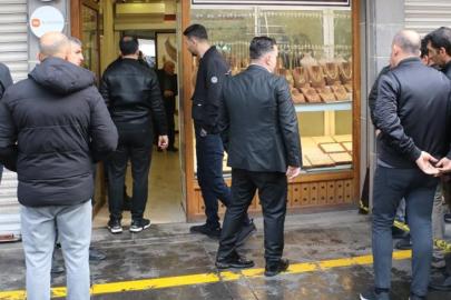 Bir günde 3 kuyumcu hedef alındı