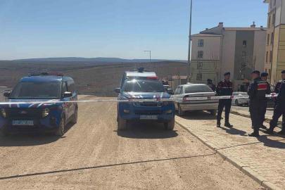 Füze parçası düştü