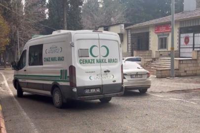 Halı fabrikasında makineye sıkışan işçi hayatını kaybetti