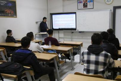 Haliliye’de gençler geleceğe eğitimle hazırlanıyor