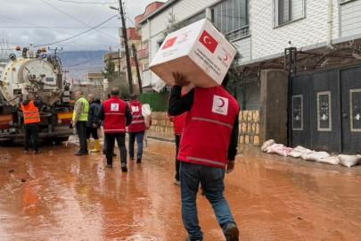 Kızılay yaraları sarmak için çalışma başlattı