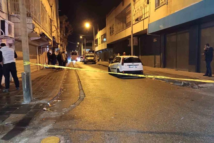 Komşular arası taş, sopa ve bıçaklı kavga: 9 yaralı