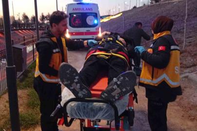 Merdivenden düşen bir kişi hastanelik oldu