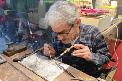 Milyonluk mücevherlere milimetrik dokunuş