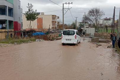 Sağanak yağış hayatı olumsuz etkiledi