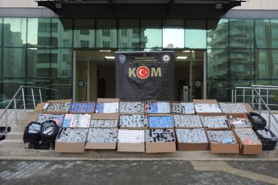 Şanlıurfa'da 30 bin paket kaçak sigara ele geçirildi