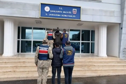 Şanlıurfa’da aranan 2 hükümlü kıskıvrak yakalandı