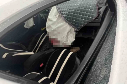 Şanlıurfa'da iki otomobil çarpıştı: 8 kişi yaralandı