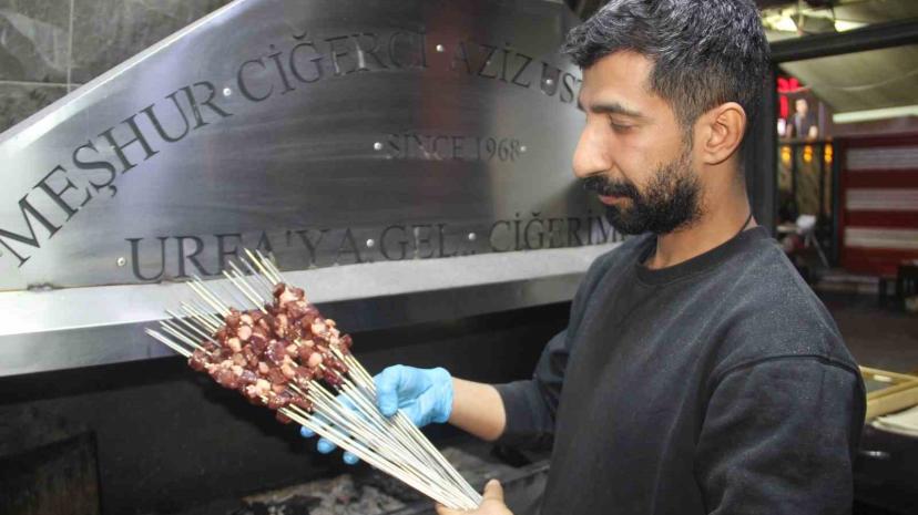 Şanlıurfa’da sahur vakti ciğer keyfi