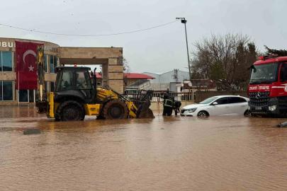 Selde mahsur kalan 9 kişilik aile kurtarıldı