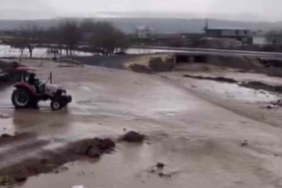 Siverek’te sağanak yağış sele neden oldu