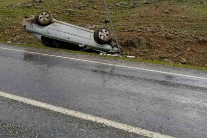 Sürücüsünün kontrolünden çıkan otomobil takla attı: 1 yaralı