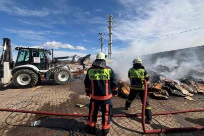 Tütün fabrikasında korkutan yangın