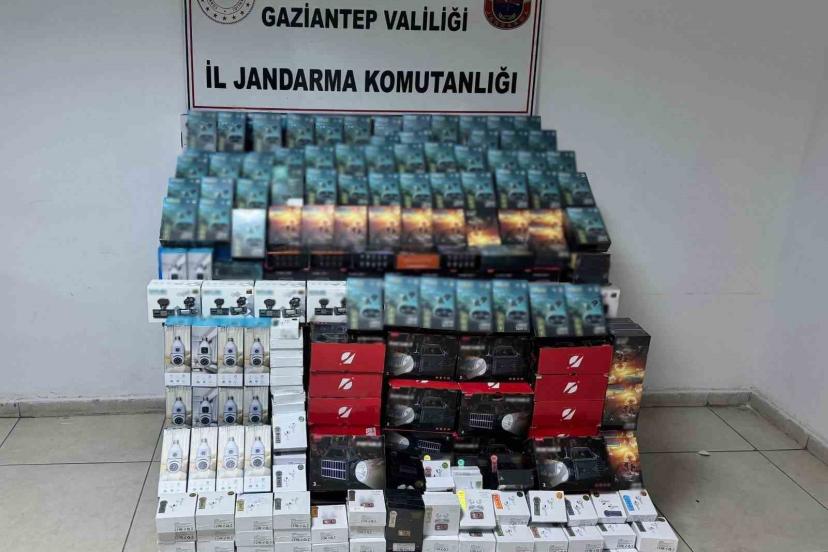 1 milyon TL değerinde kaçak malzeme ele geçirildi: 1 gözaltı