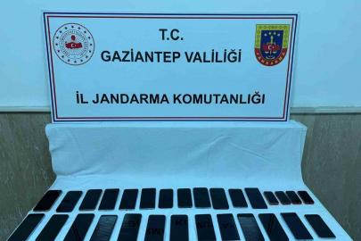 1,7 milyon TL değerinde kaçak cep telefonu ele geçirildi