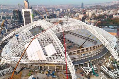 19 Mayıs Stadyumu dev maça yetişecek mi?