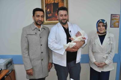 Abdominal Serklaj Ameliyatı İle Çiftler Bebeklerine Kavuşuyor