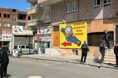 Çatında düşen genç hayatını kaybetti